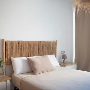 https://cozy-1-bedroom-apartment-with-sea-view.in-canary-islands.com