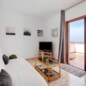 https://villa-luisa-2-en-frontera.in-canary-islands.com